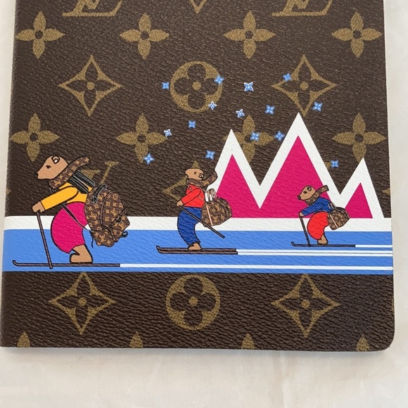 LOUIS Vuitton Clemence Notebook "Ski Slopes" - Picture 3 of 13